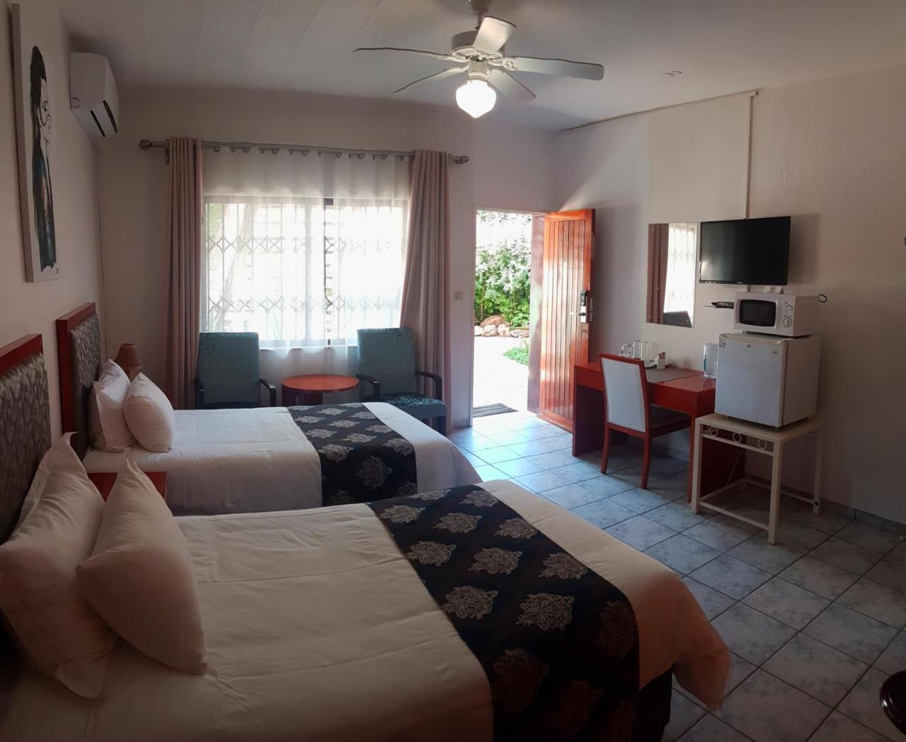 Hotel Pension Steiner Windhoek Exteriér fotografie