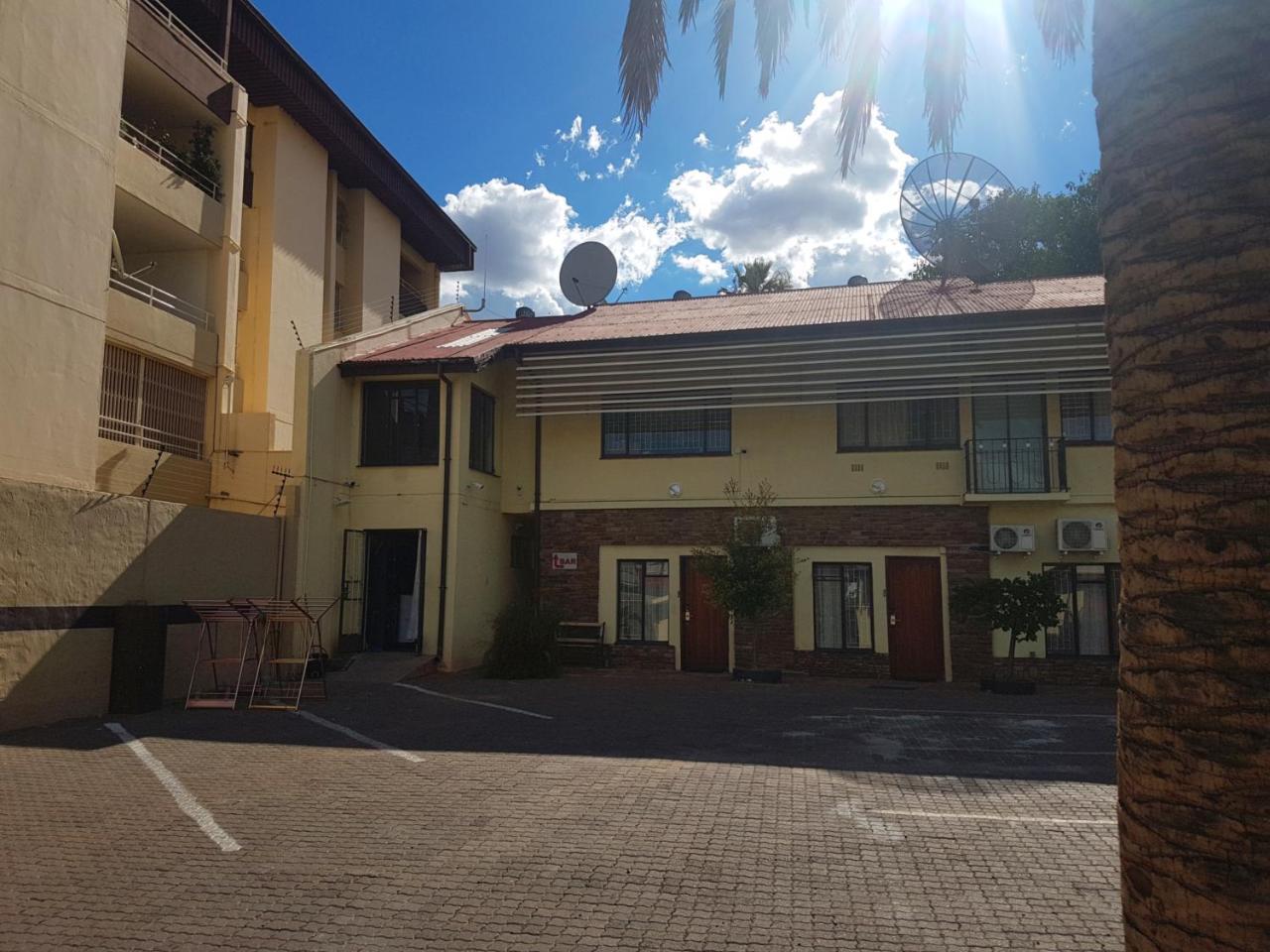 Hotel Pension Steiner Windhoek Exteriér fotografie